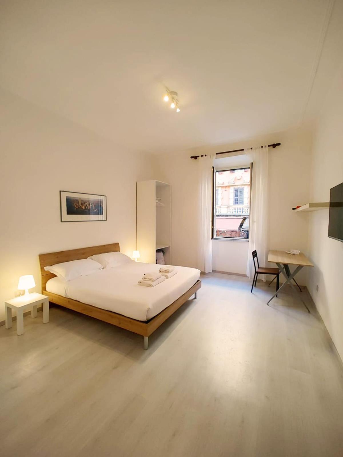 Vivirome - 2 Bedrooms Apartment - San Giovanni Bagian luar foto